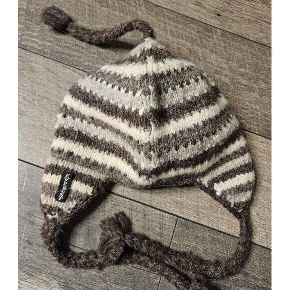 Everest Designs 100% Wool Winter Earflap Hat - Picture 6 of 9